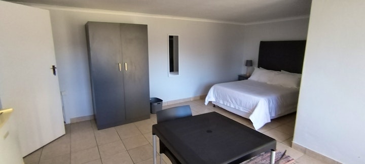 Cape Town Accommodation at Now and Then Accommodation | Viya