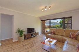 Northern Suburbs Accommodation at 25 @ Royal Ascot | Viya