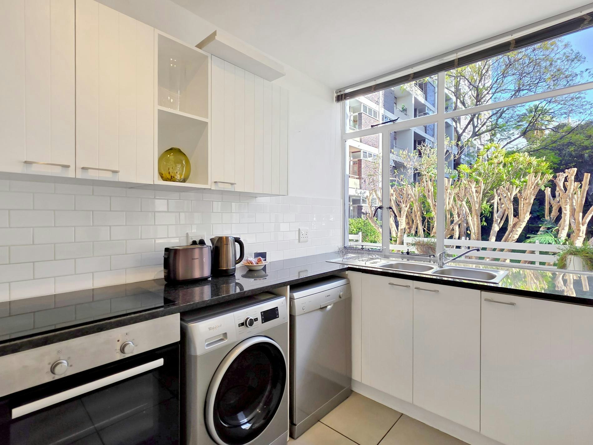 St Martini Gardens Patio Apartment image no 13 of 41