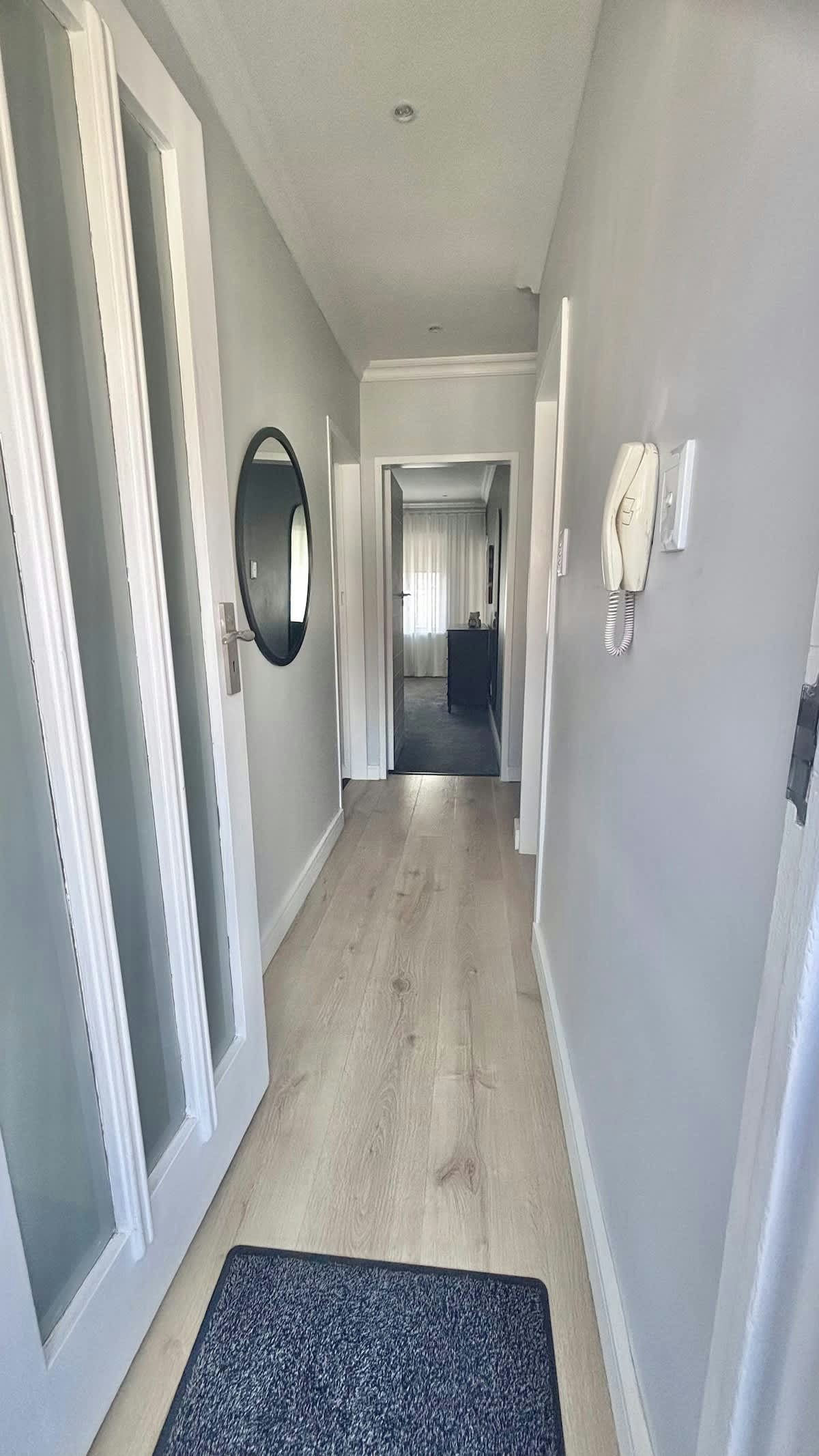 Beautiful 2 Bedroom Haven image no 8 of 19