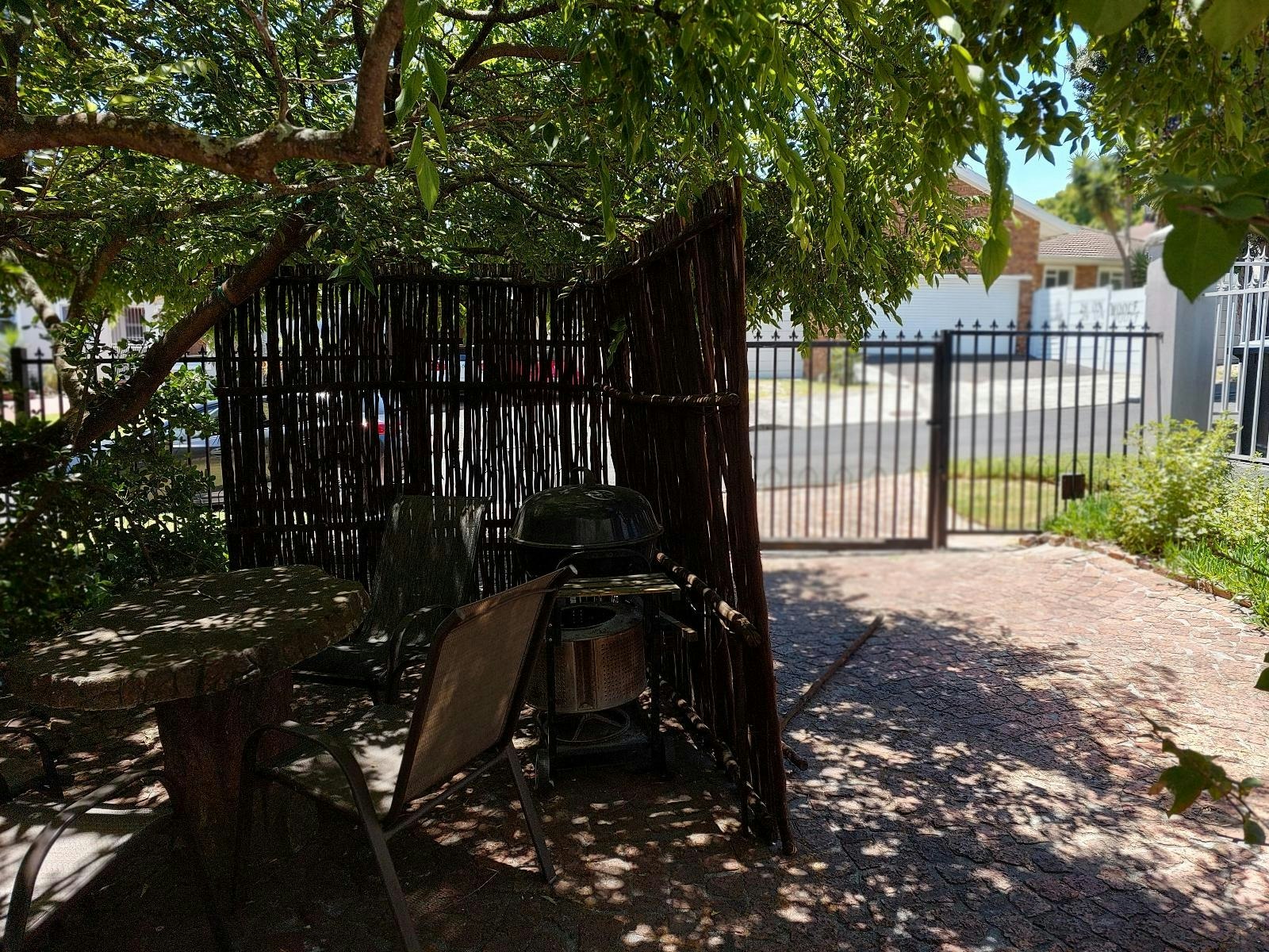 Kenridge Durbanville Garden Cottage LekkeSlaap