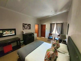 Mpumalanga Accommodation at Hangar Hideout | Viya