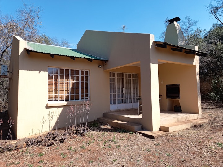 Cradle Of Humankind Accommodation at Ekukhuleni Bushveldt Farm Cottages | Viya