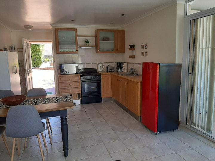 Cape Town Accommodation at Sea Cottage | Viya