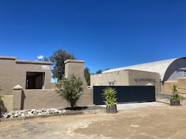 Karoo Accommodation at Oliveira Self-catering Apartment | Viya