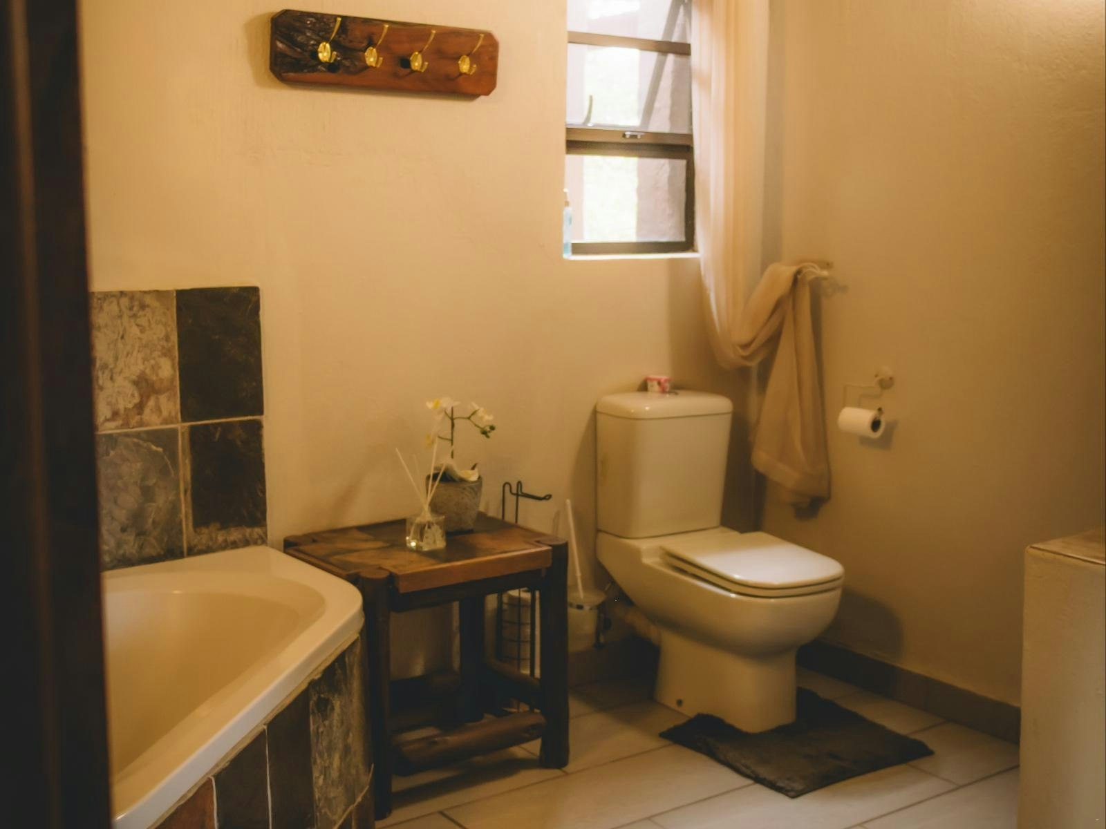 Nkanyi Wildlife House & Cottage image no 23 of 29
