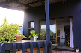 Hermanus Accommodation at  | Viya