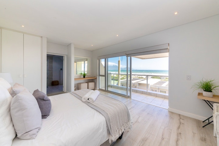 Cape Town Accommodation at Dolphin Beach C110 | Viya