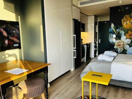 Cape Town Accommodation at Urban Elephant 2118 | Viya