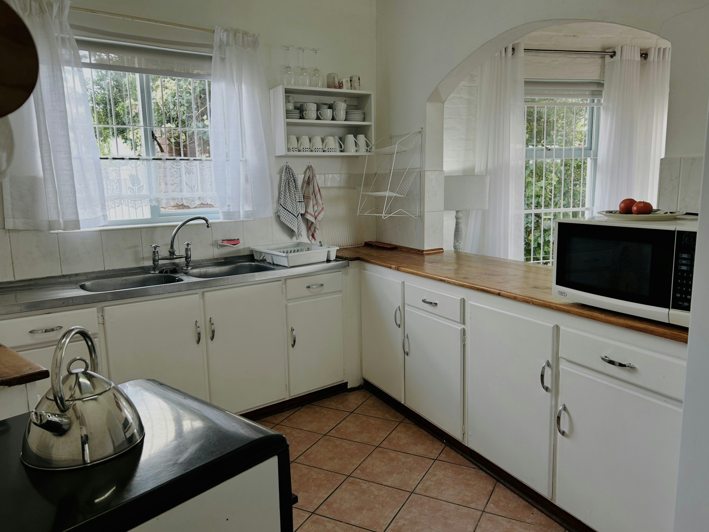 Stilbaai Family Holiday Home image no 10 of 21
