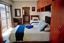 Cape Town Accommodation at Lierie Huis | Viya