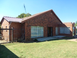 Northern Free State Accommodation at Central Park | Viya