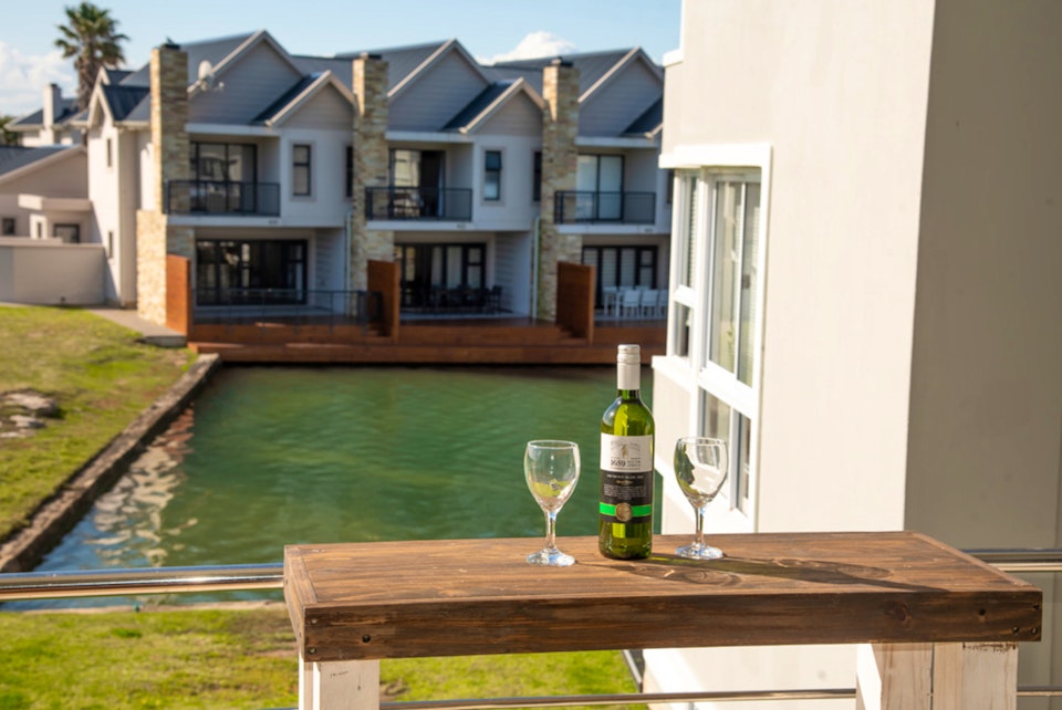 Jeffreys Bay Accommodation at  | Viya