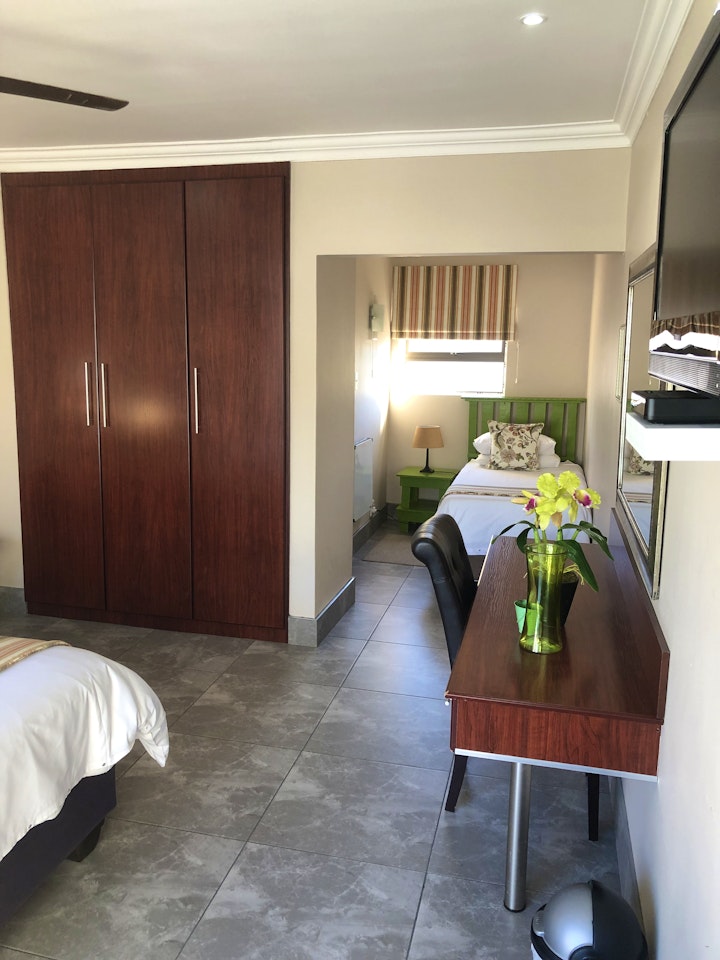 Gqeberha (Port Elizabeth) Accommodation at Le Blue Guest House | Viya