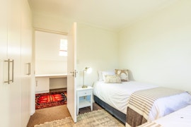 Cape Town Accommodation at Cozy Noordhoek House | Viya