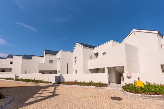 Bloubergstrand Accommodation at  | Viya