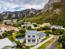 Hermanus Accommodation at Nest Egg Holiday Home | Viya