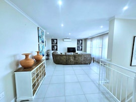 Bloubergstrand Accommodation at Portmarnock House | Viya