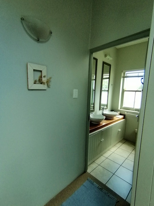 Hermanus Accommodation at  | Viya