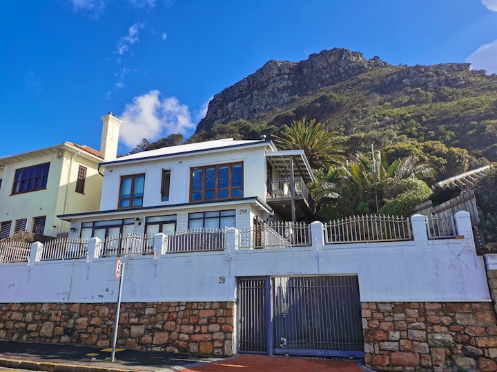 Western Cape Accommodation at Magical Artist Home | Viya