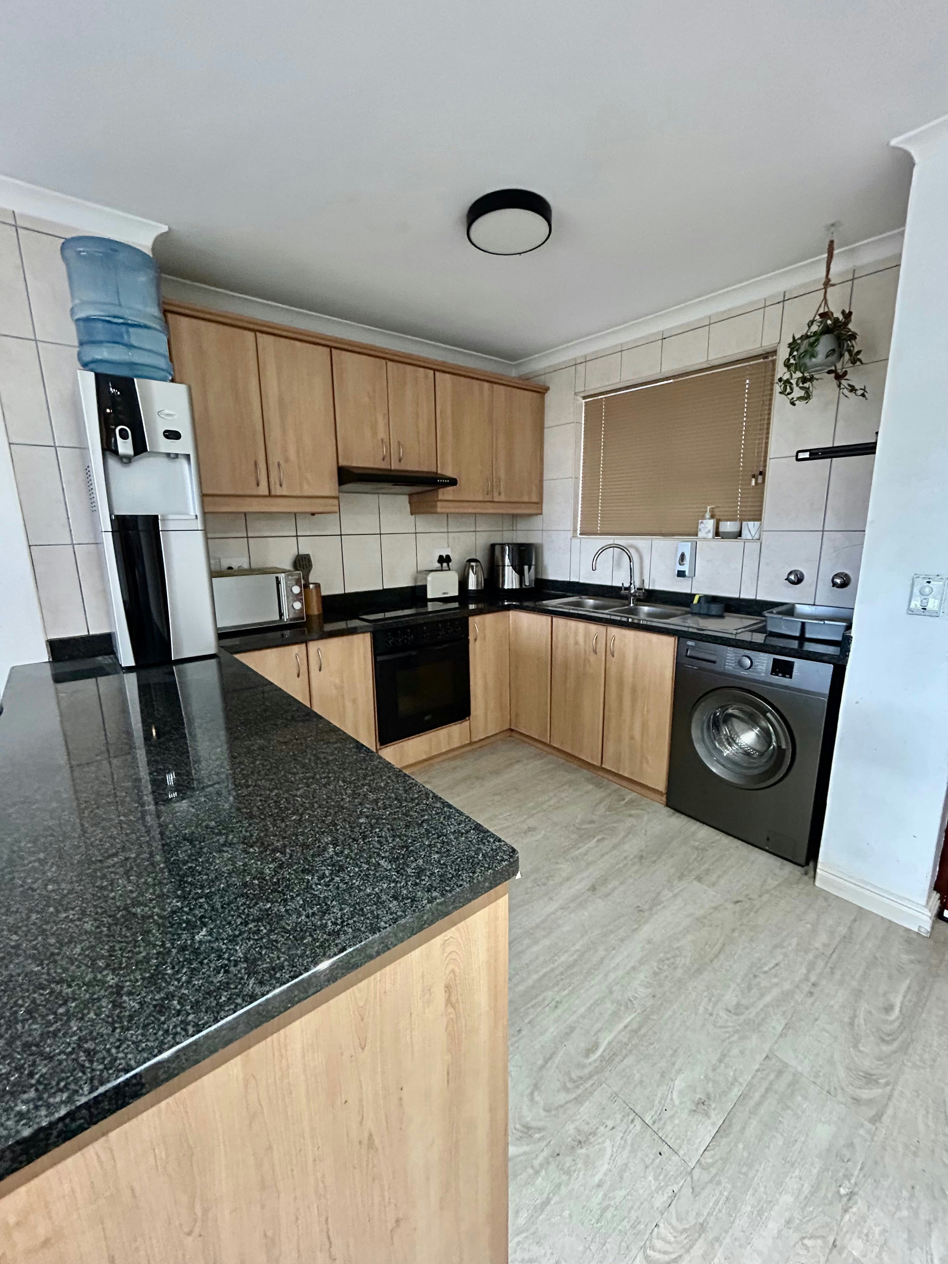 Tygervalley Apartment Living image no 4 of 11