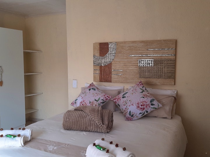 Limpopo Accommodation at Knob Thorn | Viya