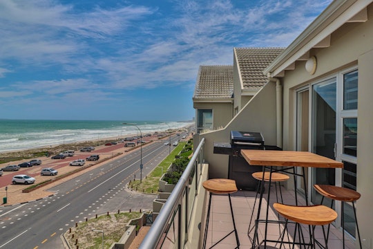 Bloubergstrand Accommodation at  | Viya