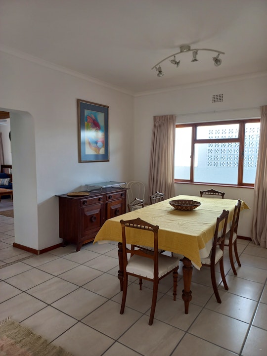 Hermanus Accommodation at  | Viya