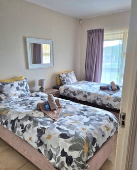 Jeffreys Bay Accommodation at Paradise Sands 8 | Viya