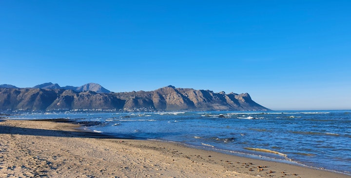 Cape Town Accommodation at Tranquil Impulse on Strand | Viya