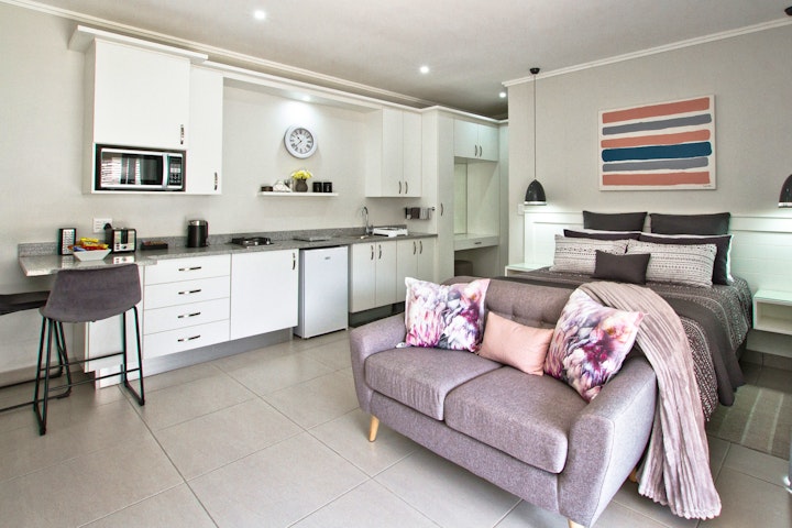 Gauteng Accommodation at Kent Manor Guest Suites | Viya
