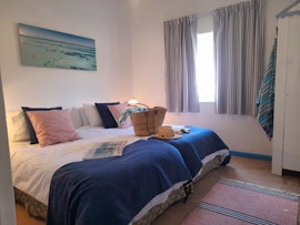 West Coast Accommodation at Langebaan Bayside Cottage | Viya