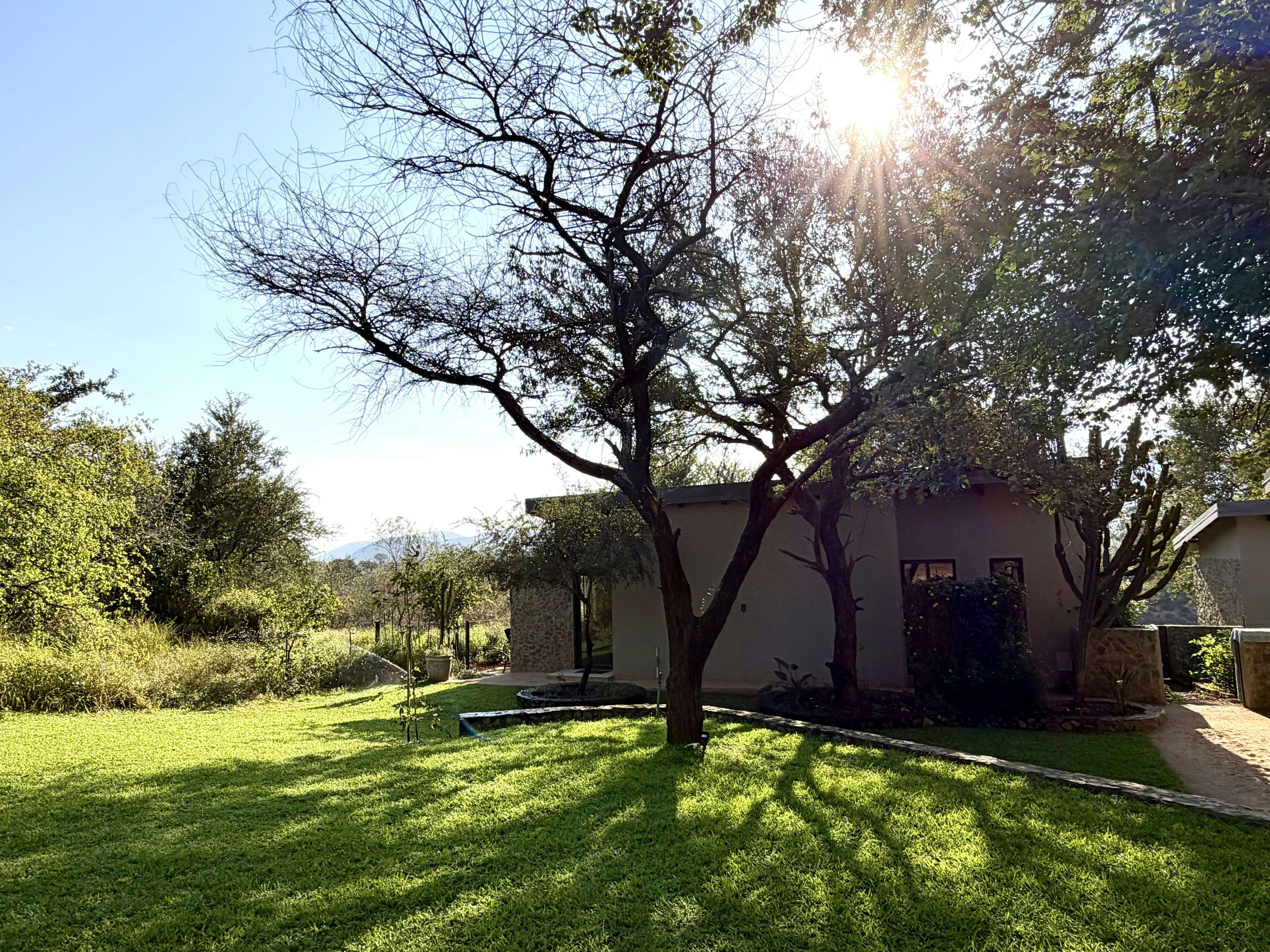Kruger River and Rail Cottage image no 6 of 28