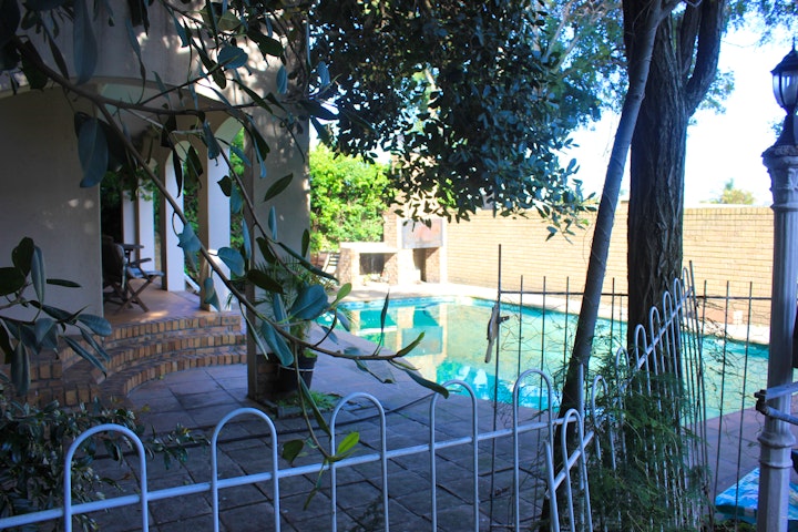 Cape Town Accommodation at Three Arches Guest House | Viya