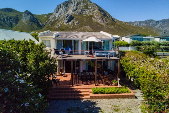 Hermanus Accommodation at  | Viya