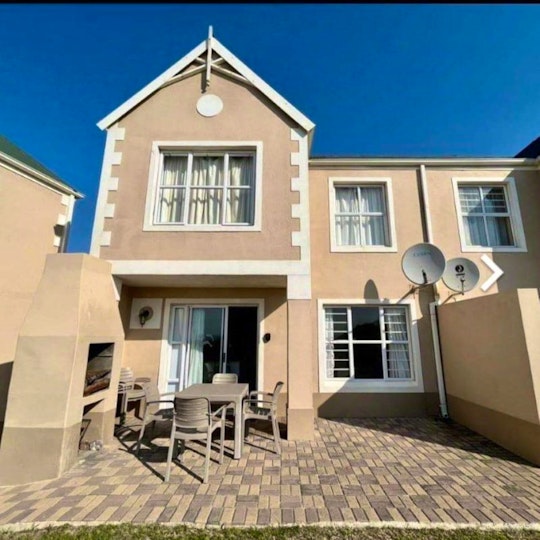 Jeffreys Bay Accommodation at  | Viya