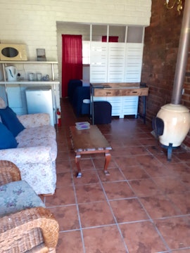 Garden Route Accommodation at Swallows Nest 3 Oaktree Cottage | Viya