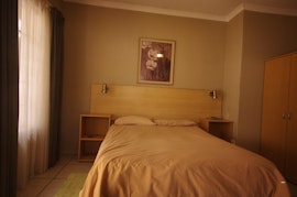 West Rand Accommodation at Summit Guest House | Viya