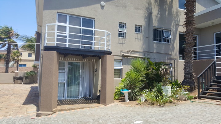 Eastern Cape Accommodation at 9 on La Roche Drive | Viya