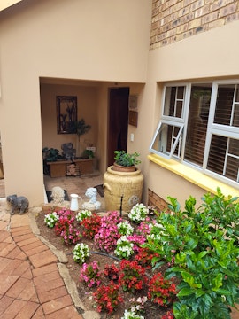 Centurion Accommodation at Sekelbos Guesthouse | Viya