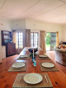 Port Edward Accommodation at Hlatini Cottage | Viya