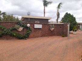 Carletonville Accommodation at Elspeth Guesthouse | Viya