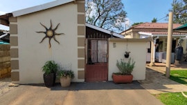 Kenleaf Accommodation at Die Dekkers Self-Catering | Viya