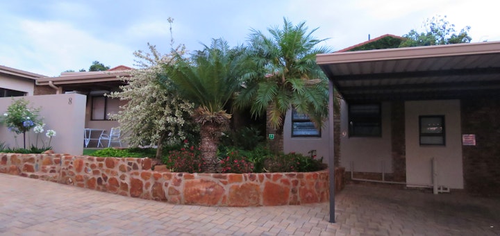 Pretoria East Accommodation at Sunbird Garden Cottage | Viya