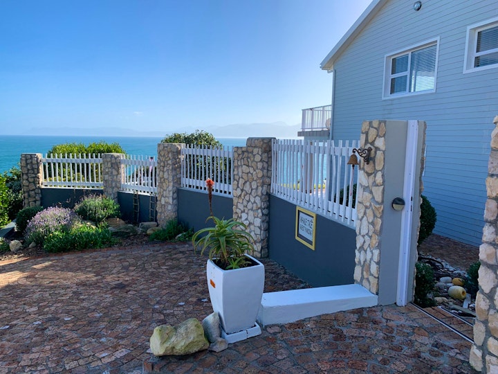 Overberg Accommodation at Whale Tale | Viya