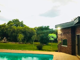 Between Zeerust/Gaborone Accommodation at Kameeldoring Guesthouse | Viya