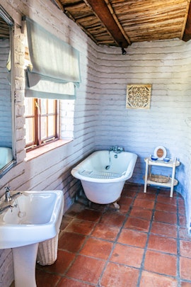 Garden Route Accommodation at Lindsay Castle | Viya