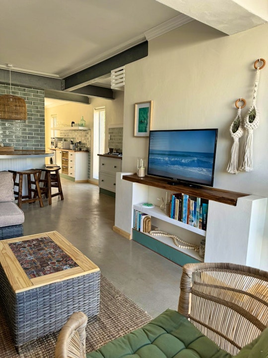 Jeffreys Bay Accommodation at  | Viya