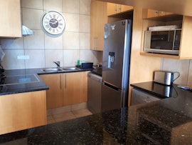 Cape Town Accommodation at 402 Hibernian Towers Luukse Vakansie Akkommodasie | Viya