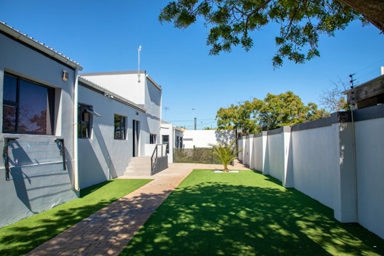 Bloubergstrand Accommodation at  | Viya